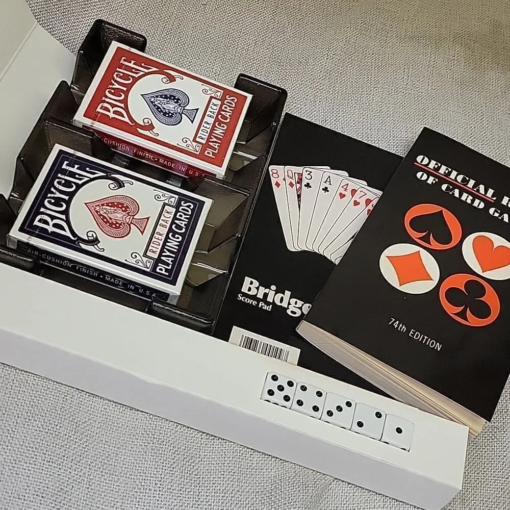‎Bicycle Cards Gift Set